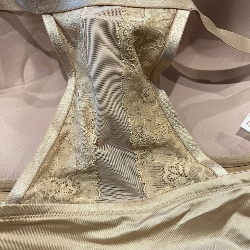 Cacique Boost Plunge Bra 40DDD 40F Beige Nude Racerback‎ Lace Intimates Plus New - Picture 5 of 8